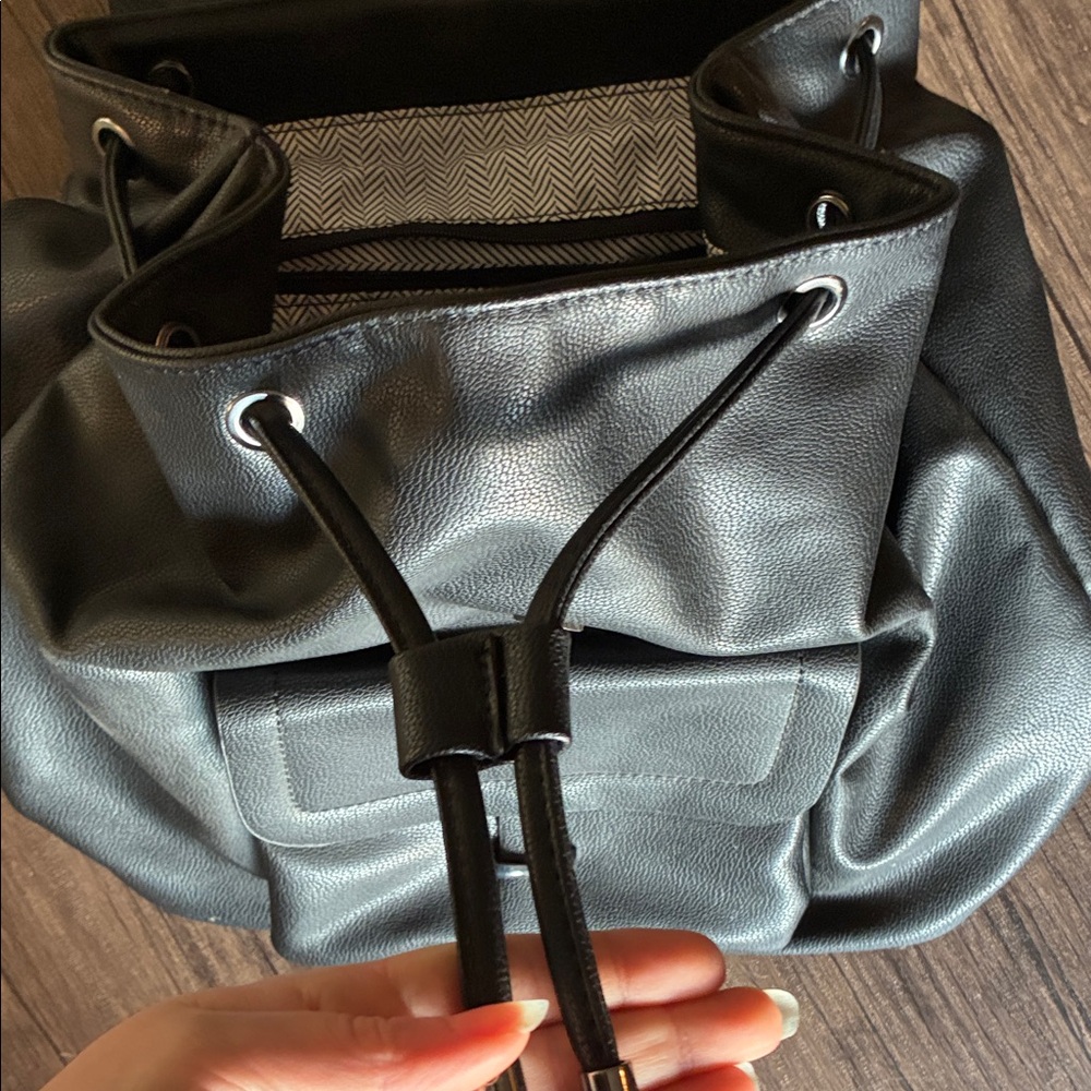 Chic Black And White Patterned Backpack - image 7